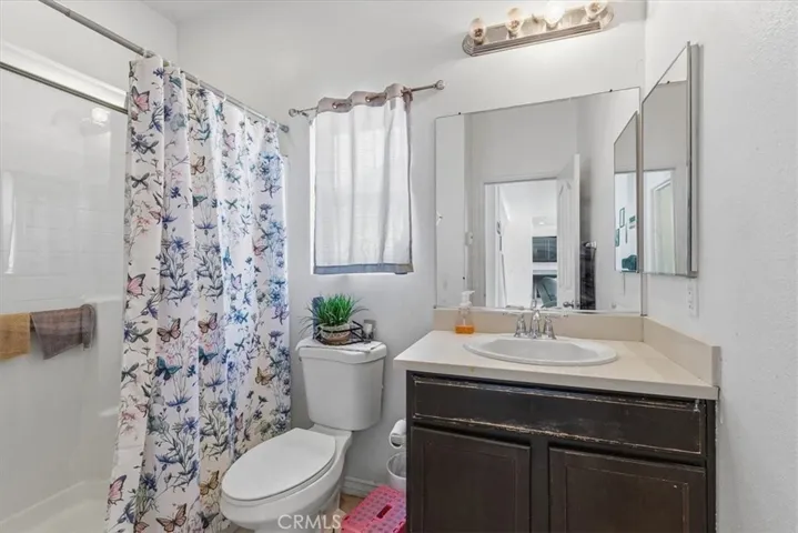 14239 Purple Canyon Rd, Adelanto, California 92301