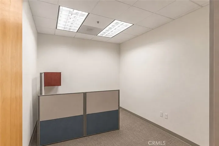 AI post-processed to remove personal belongings and furnishings.
