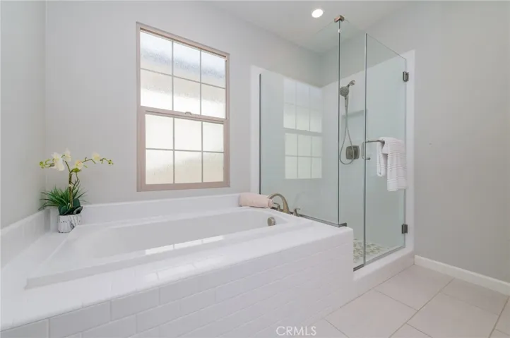 124 Holly Springs, Irvine, California 92618