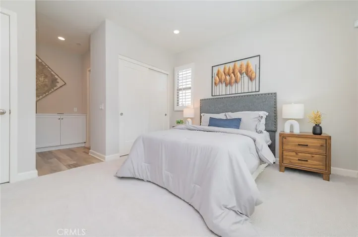 124 Holly Springs, Irvine, California 92618