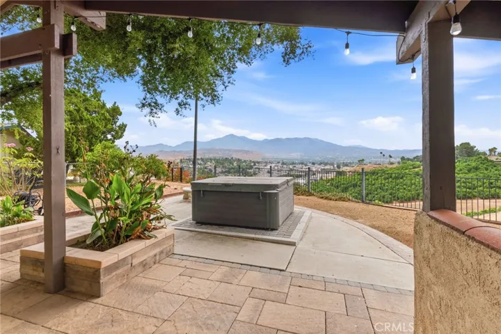 31016 E Sunset Drive N, Redlands, California 92373
