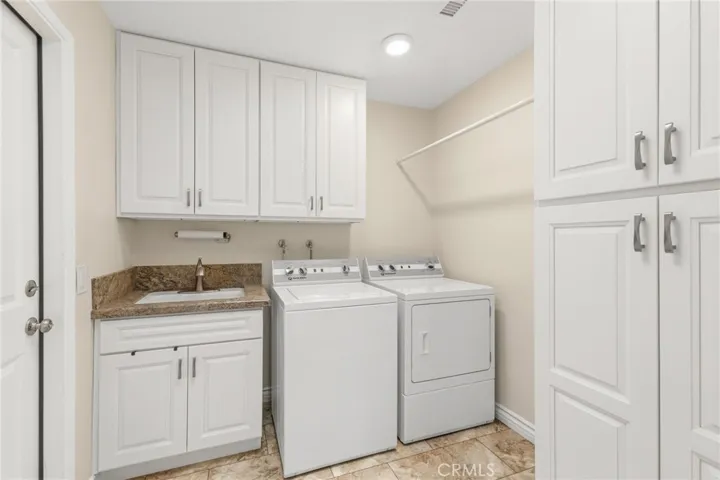 31016 E Sunset Drive N, Redlands, California 92373