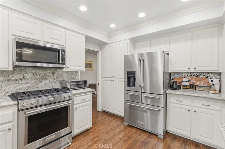 31016 E Sunset Drive N, Redlands, California 92373