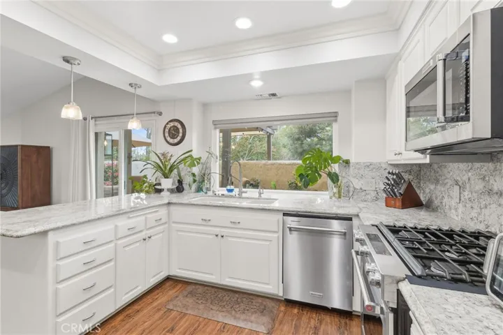 31016 E Sunset Drive N, Redlands, California 92373