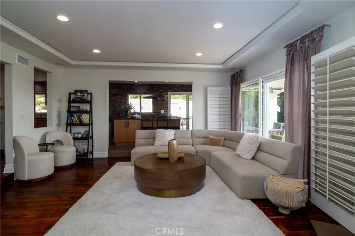 11810 Babbitt Ave, Granada Hills, California 91344