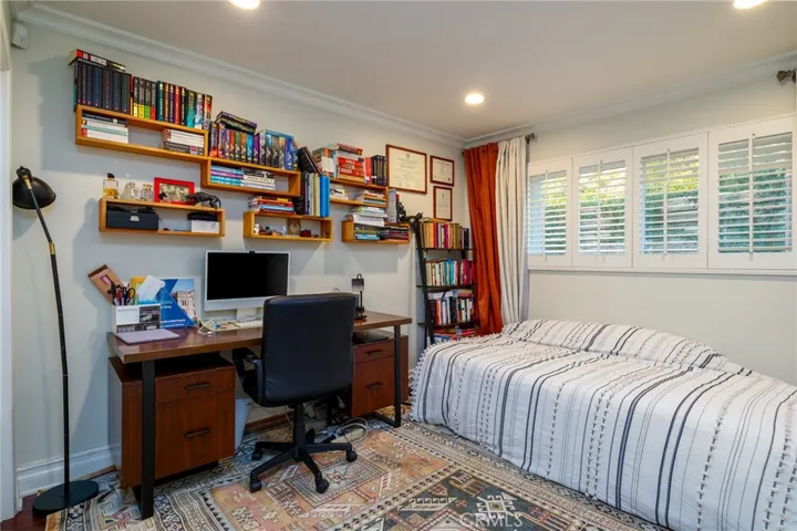 11810 Babbitt Ave, Granada Hills, California 91344