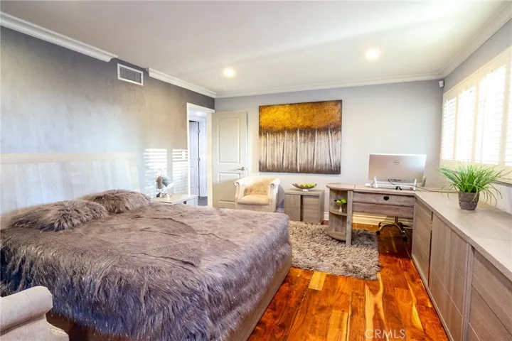 11810 Babbitt Ave, Granada Hills, California 91344