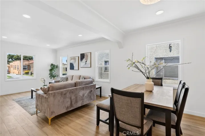 5924 Lewis, Long Beach, California 90805