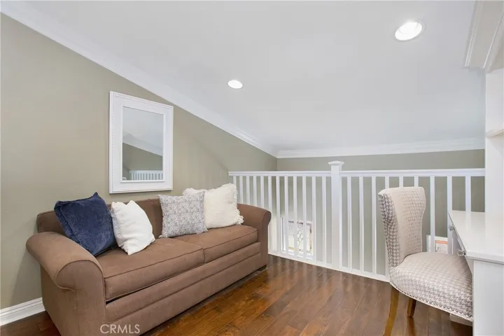 Loft could be a 3rd bedroom