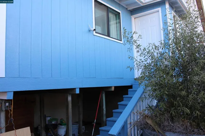 540 3rd St, Richmond, California 94801