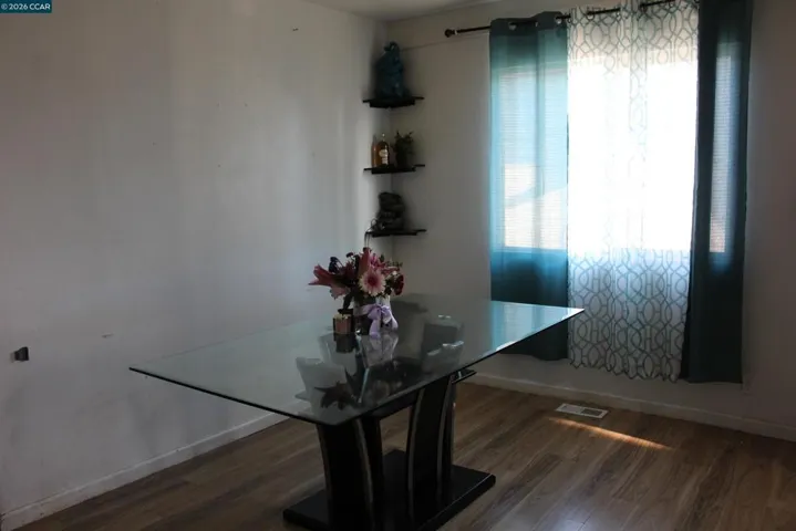 540 3rd St, Richmond, California 94801