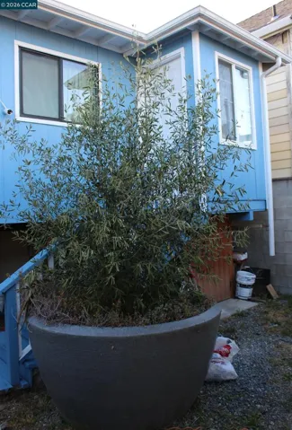 540 3rd St, Richmond, California 94801