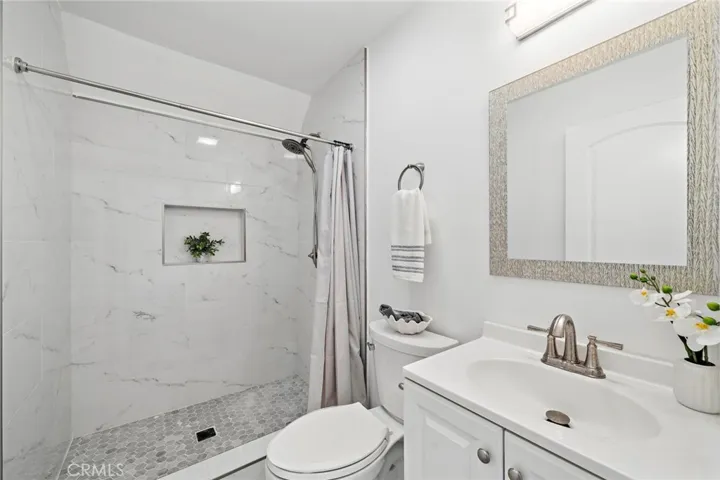 Upstairs Bathroom