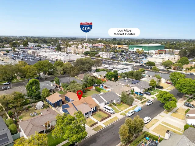 FREEWAY/SHOPPING/DINING