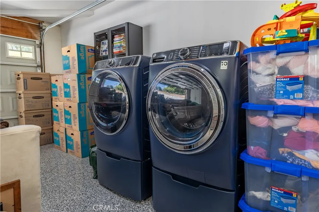 Additional Washer/Dryer Area inside the Garage