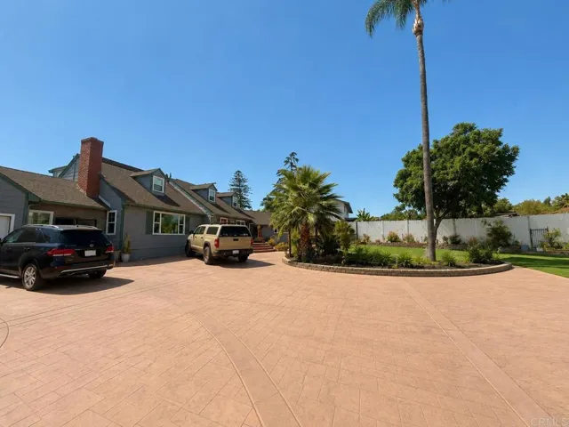 8710 Echo Drive, La Mesa, California 91941