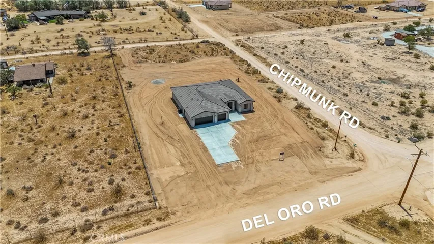 23505 Del Oro Road, Apple Valley, California 92308