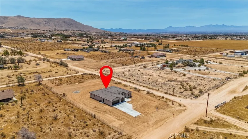 23505 Del Oro Road, Apple Valley, California 92308