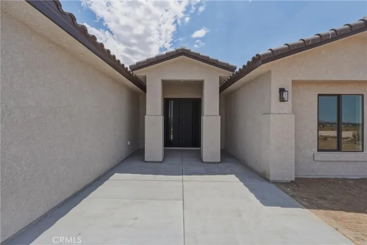 23505 Del Oro Road, Apple Valley, California 92308
