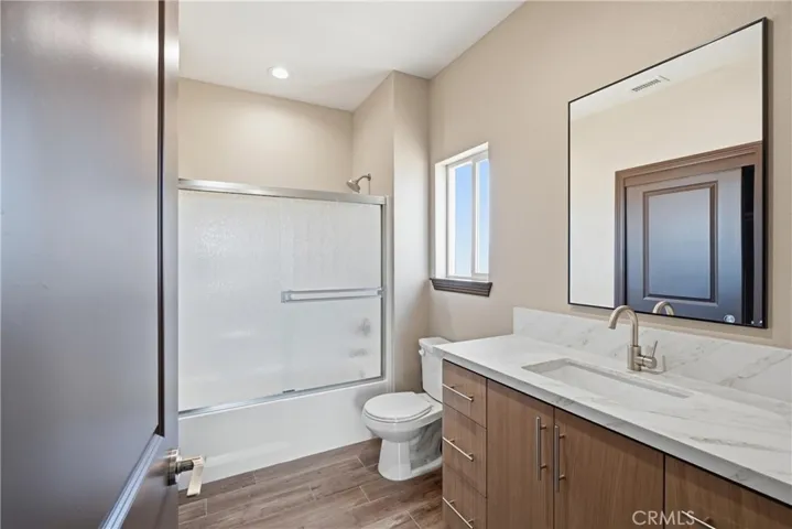 23505 Del Oro Road, Apple Valley, California 92308