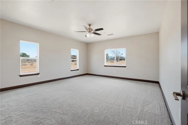 23505 Del Oro Road, Apple Valley, California 92308