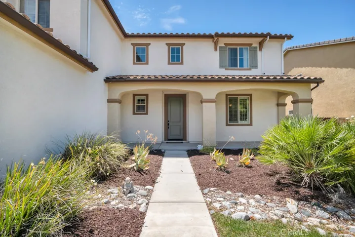 16872 Royal Pines Lane, Canyon Country, California 91387 — photo 4