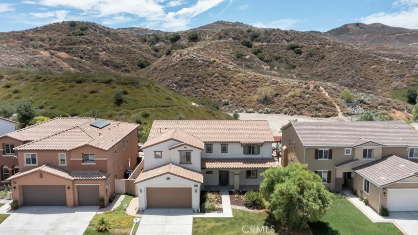 16872 Royal Pines Lane, Canyon Country, California 91387 — photo 5