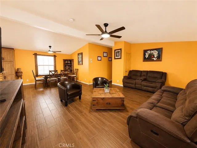 913 S Grand 186, San Jacinto, California 92582