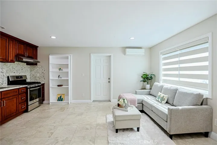 8563 Amazon River, Fountain Valley, California 92708
