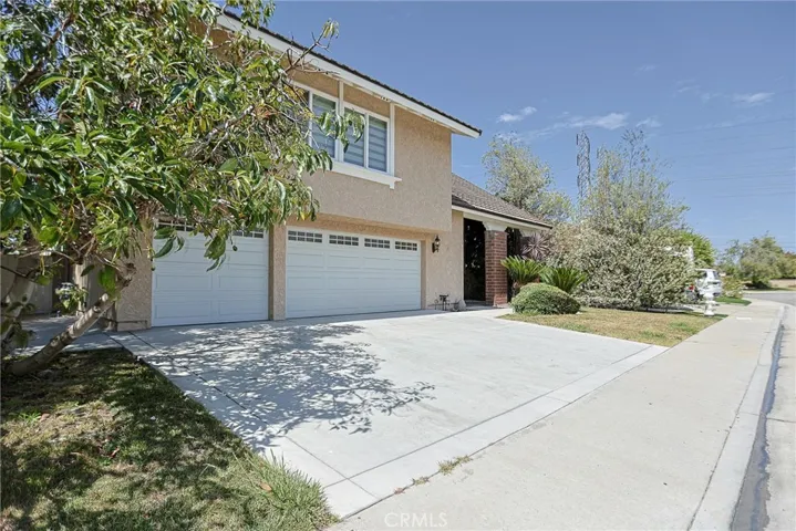 8563 Amazon River, Fountain Valley, California 92708