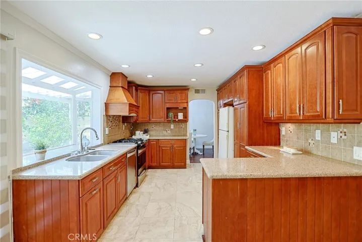 8563 Amazon River, Fountain Valley, California 92708