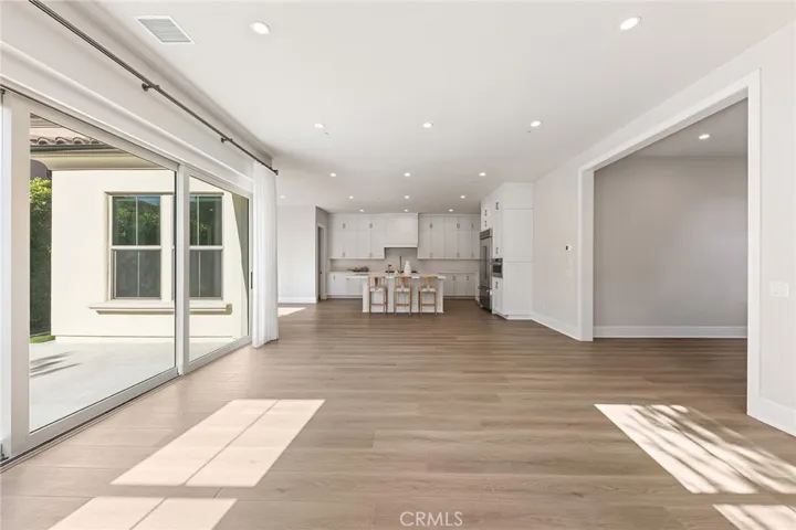 207 Alora, Irvine, California 92618