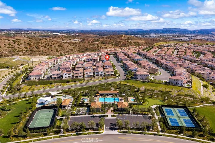 207 Alora, Irvine, California 92618