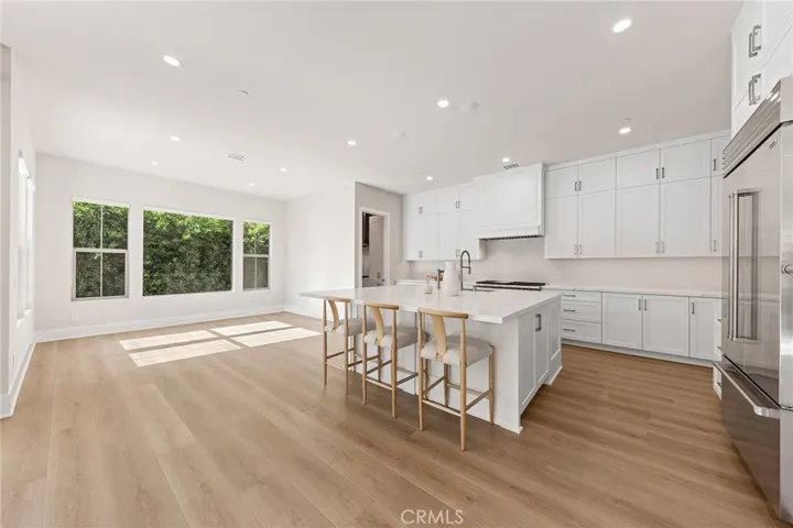 207 Alora, Irvine, California 92618