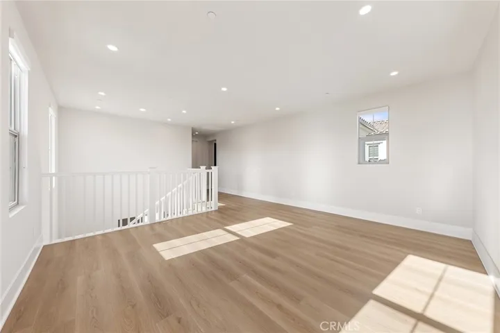 207 Alora, Irvine, California 92618