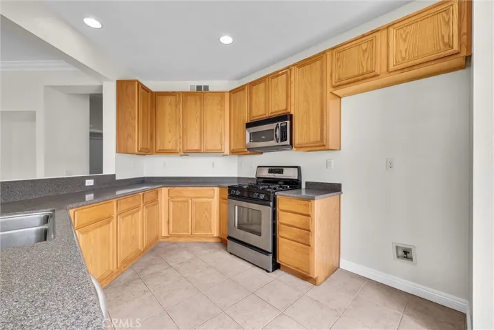 5654 Mapleview, Riverside, California 92509