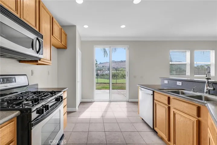 5654 Mapleview, Riverside, California 92509