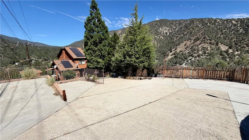 14921 Ward Drive, Pine Mountain Club, California 93225