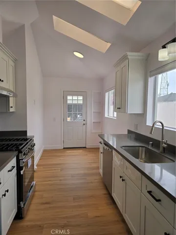 2923 Perkins, Redondo Beach, California 90278