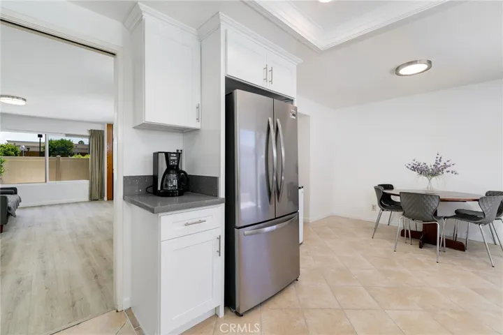 1231 S Golden West 11, Arcadia, California 91007