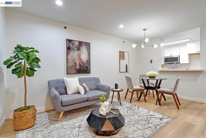 685 Dartmore Ln 365, Hayward, California 94544