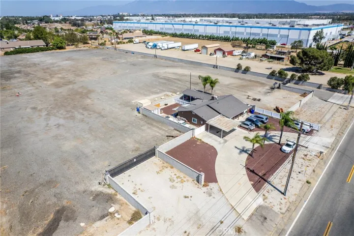 10674 Locust, Bloomington, California 92316