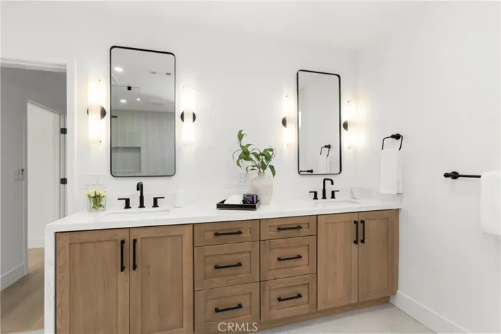 Primary Bathroom - Dual Vanities