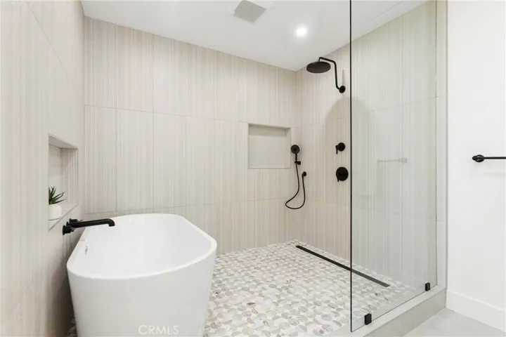 Primary Bathroom - Wet Room w/Soaking Tub and Walk-in Shower