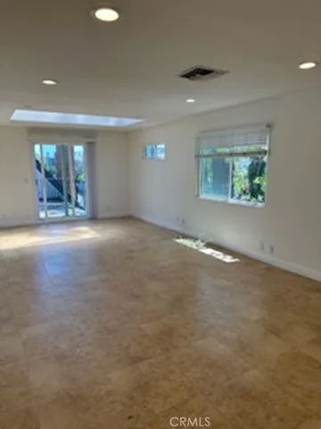 501 1/2 Marguerite, Corona Del Mar, California 92625