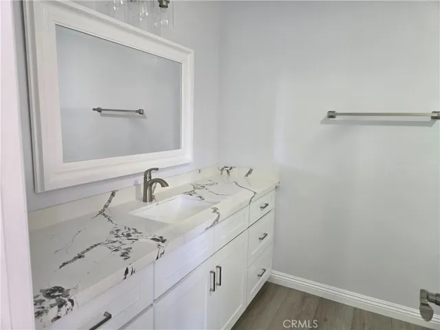 13504 La Jolla, La Mirada, California 90638