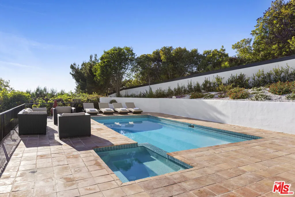 3909 Villa Costera, Malibu, California 90265 — photo 4