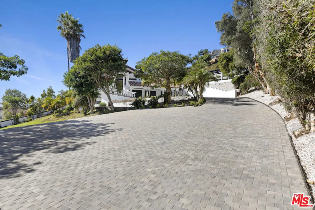 3909 Villa Costera, Malibu, California 90265 — photo 5
