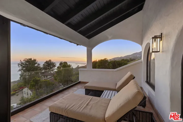 3909 Villa Costera, Malibu, California 90265