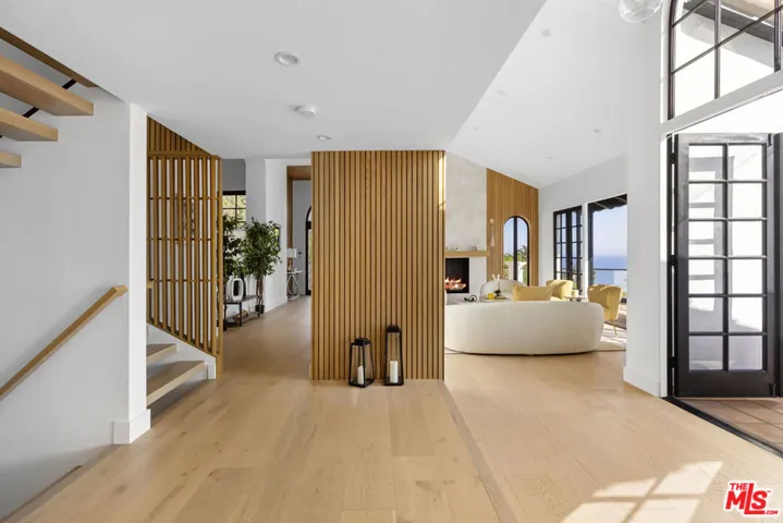 3909 Villa Costera, Malibu, California 90265